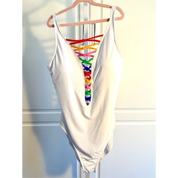 NWT Bleu Rod Beattie "Let's Get Knotty" Laced One-piece Swimsuit.  Size: 12 - Picture 3 of 6